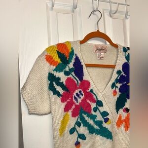 Vintage 80’s Jaclyn Smith V-Neck Sweater - Cream with Multicolor Floral